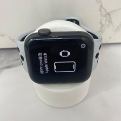 Apple Watch Series 6 44mm Cellular ID: 34426