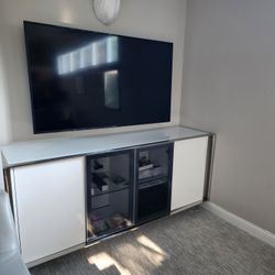 Modern Transitional Console W/Glass