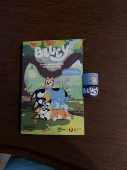 Bluey collection Folder, five coin set and colored 2 coin in card