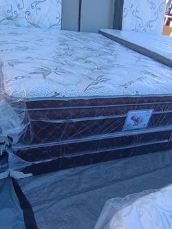 Brand new queen size pillowtop mattress and box spring free delivery depends on location