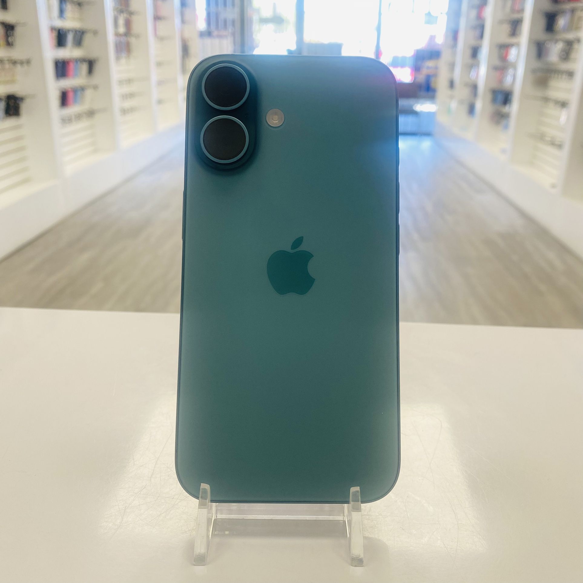 iPhone 16 Unlocked