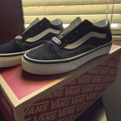 Brand New Kids Vans 5.5 