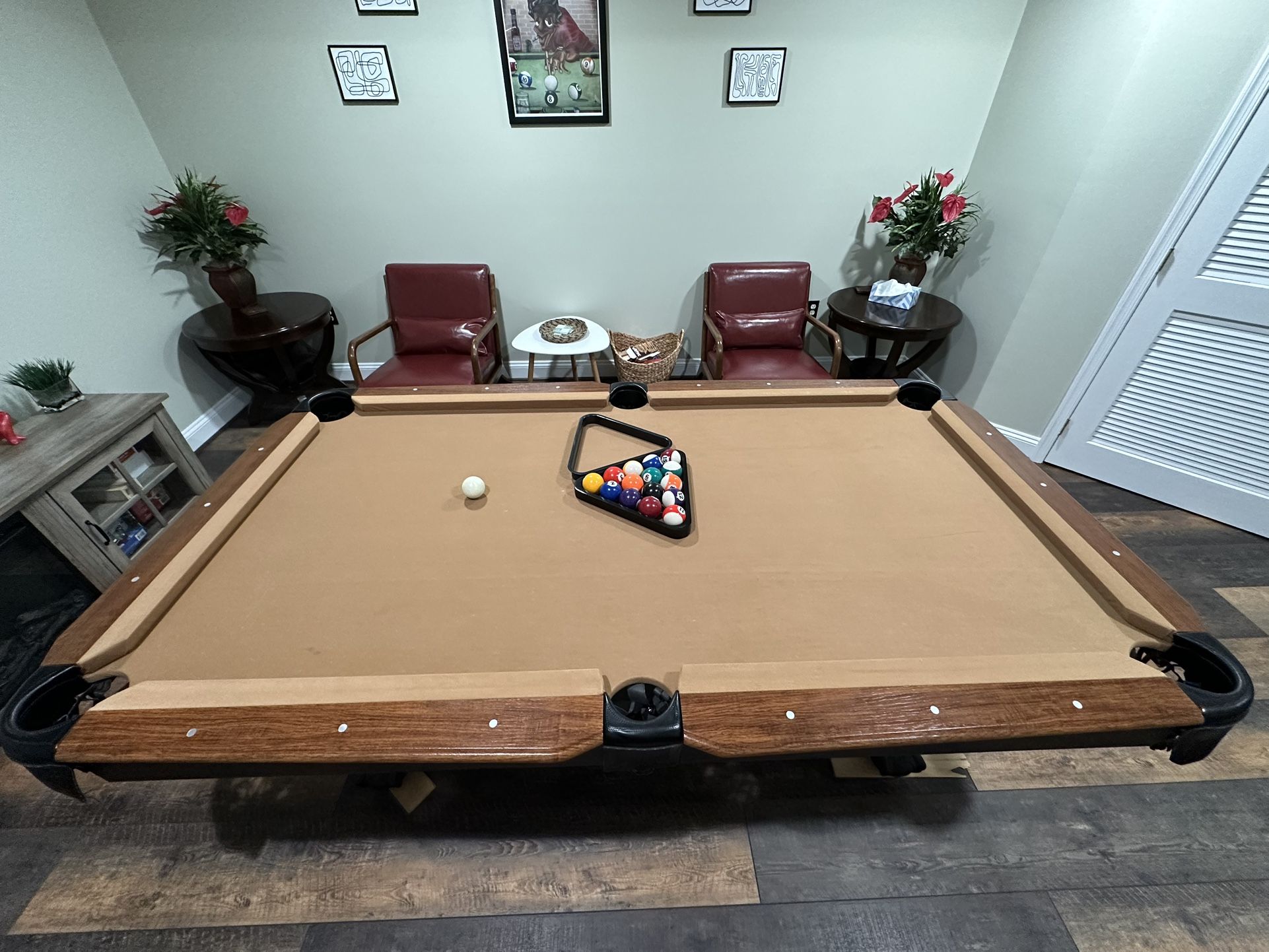 2-Year-Old Pool Table Set – Great Condition