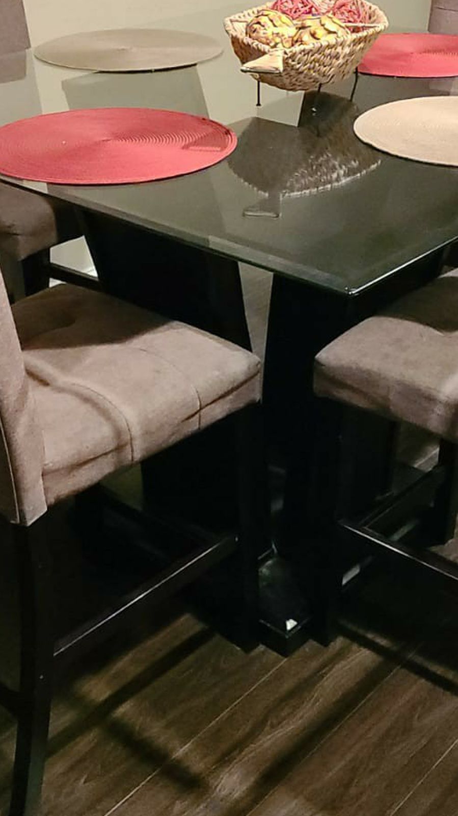 Glass Dining Table 4 Chairs $90
