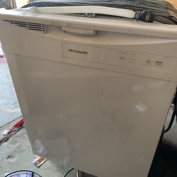 Frigidaire Dishwasher 