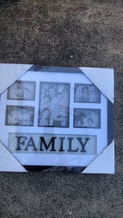 Family picture frame