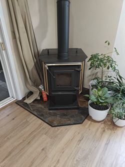 PELLET STOVE