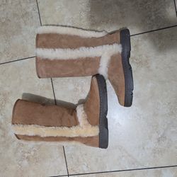 New Tall Ugg Boots Sz 7 Women's 