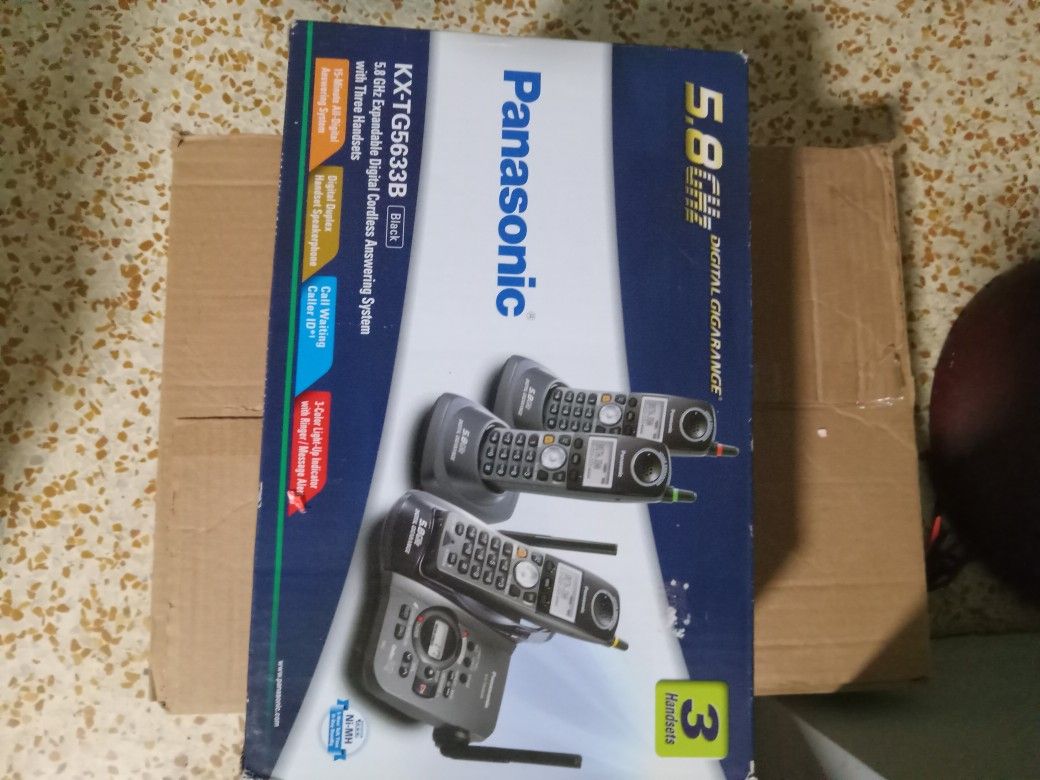 Teléfono Nuevo .....Telephone New .