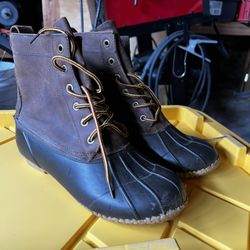 Waterproof Duck Boots Mens 10. Worn Once!!