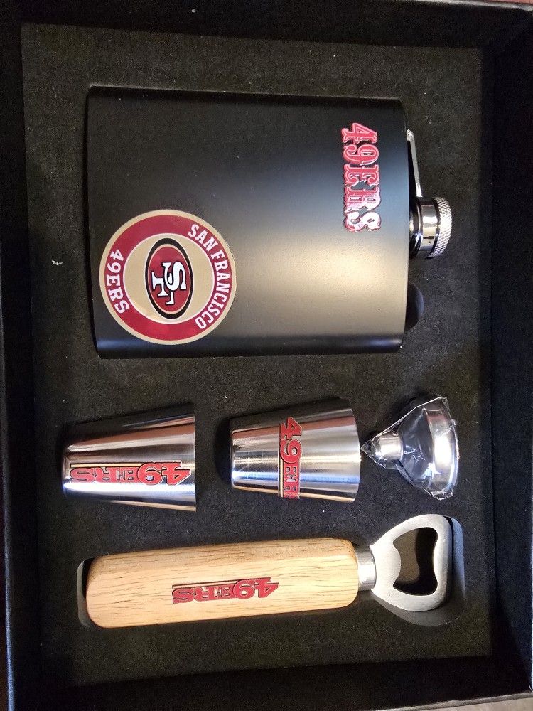 Stainless Steel Flask Sets!!