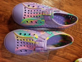 Skechers