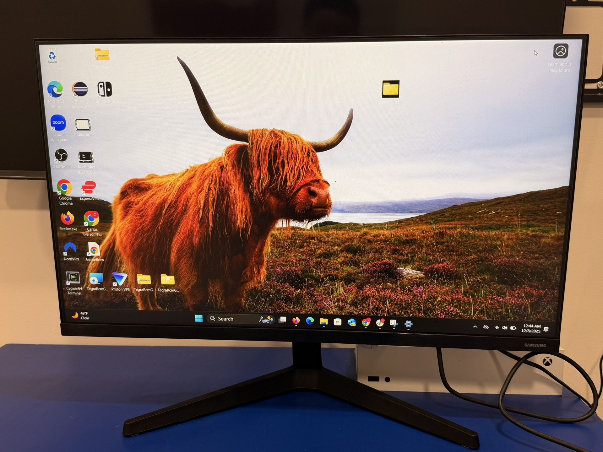 Samsung 27" S3 FHD IPS 100Hz Monitor: Home Adjustable Tilt Display