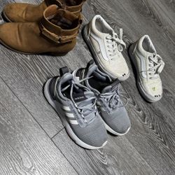Girls Shoes Size 2 In Good Condition 