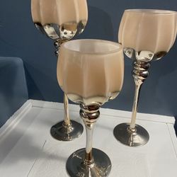 Elegant Beautiful Pink/Gold candle holders