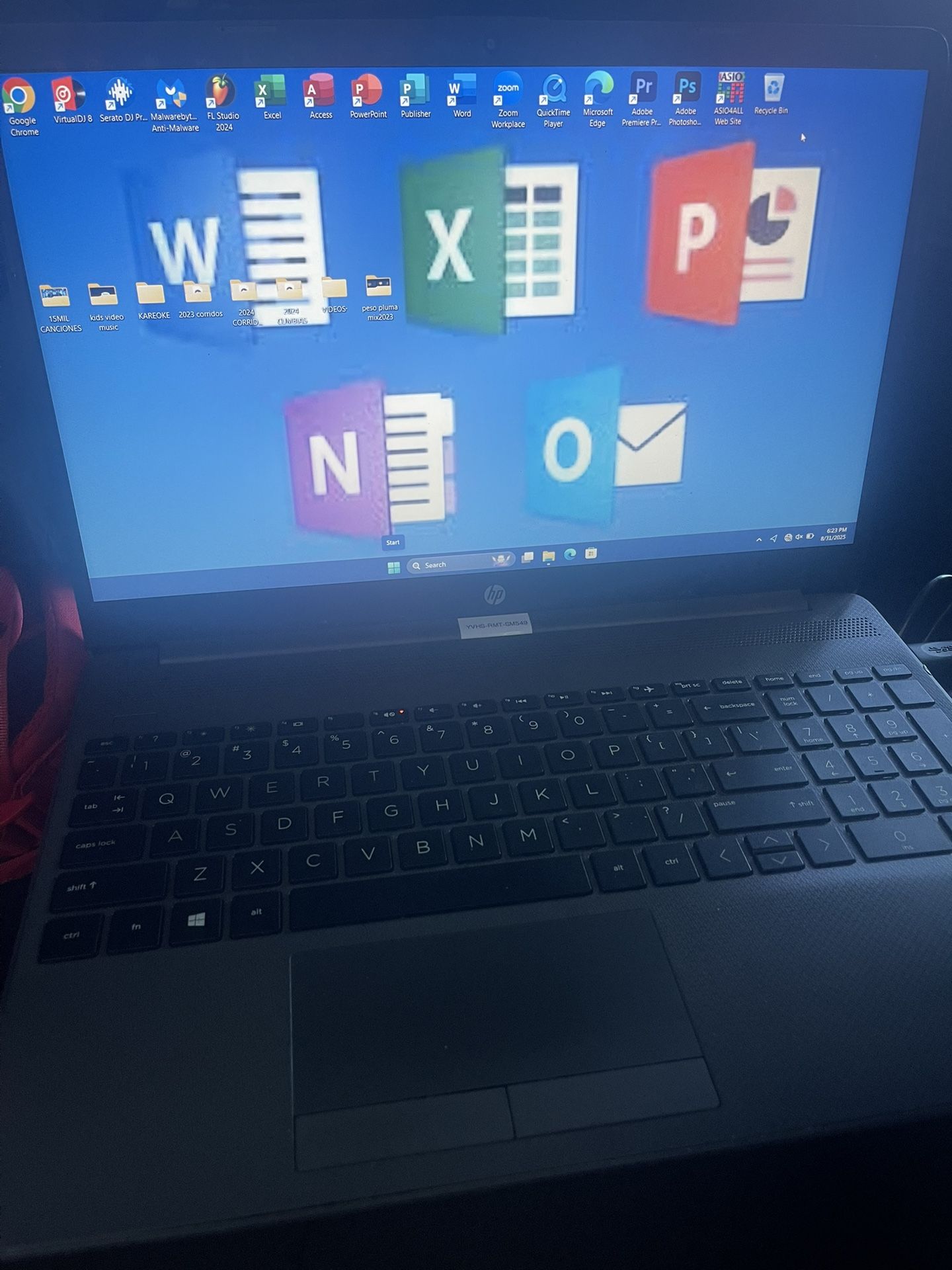 2020 año Laptop hp Ya Trae programas Icore 5 500ssd gb. 8 ram gb incluidos muy rapida Windows 11 con todo incluido 👇 🟥PROGRAMAS 🟥👇 ✅VIRTUAL D