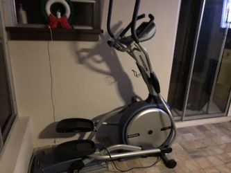 Horizon premier online elliptical e901
