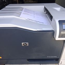 HP Color LaserJet CP5525 Enterprise Printer. Toners Included For 18,000 Prints
