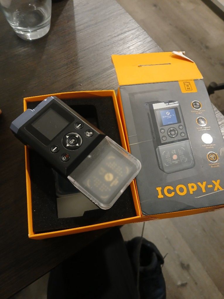 NEW iCopy-X XS AUTOMATIC CARD COPIER PORTABLE RFID READER WRITER ENGLISH ICOPYX