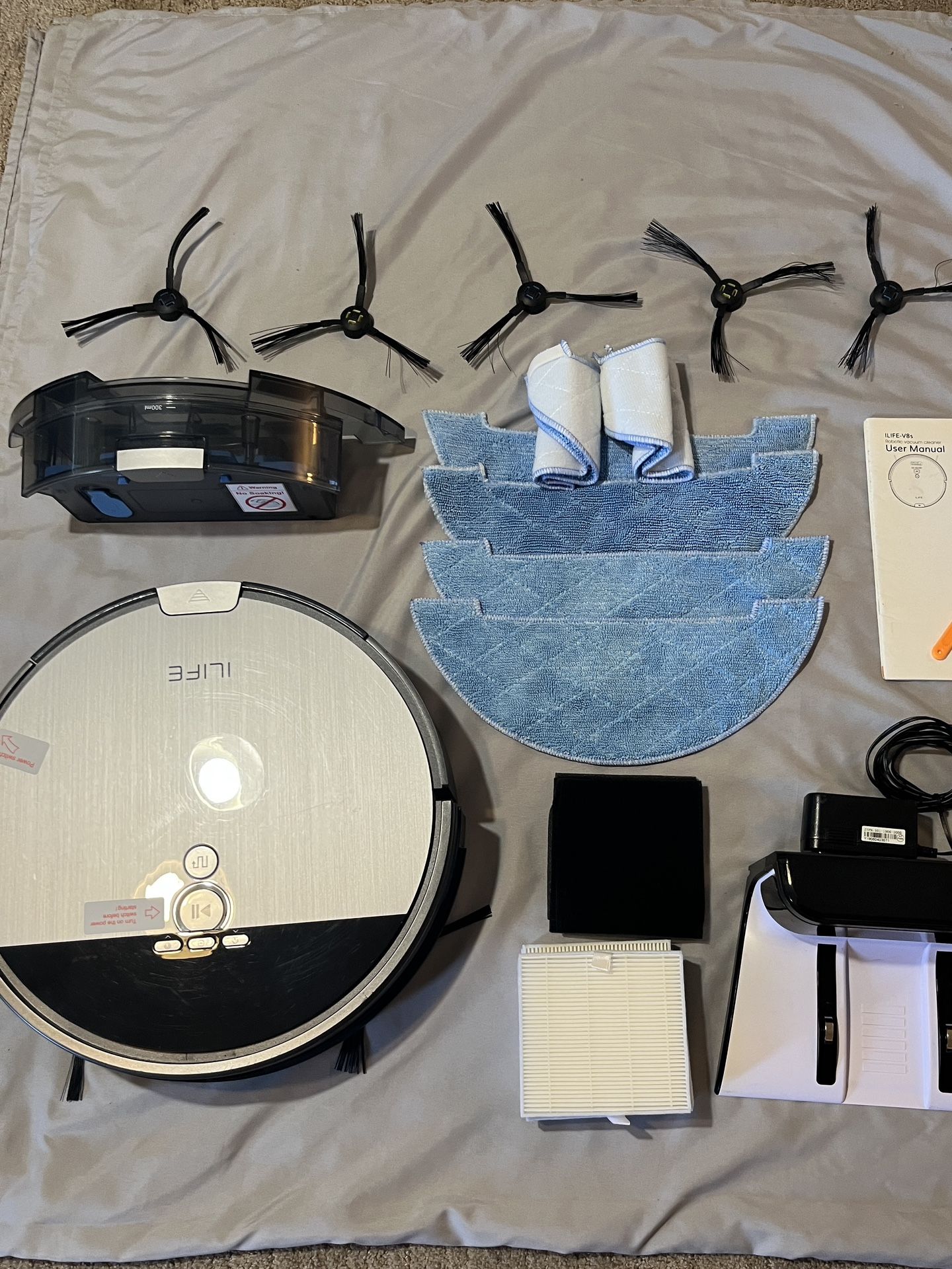 iLife V8s Robotic Mop & Vacuum Cleaner