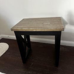 Wood End Table 