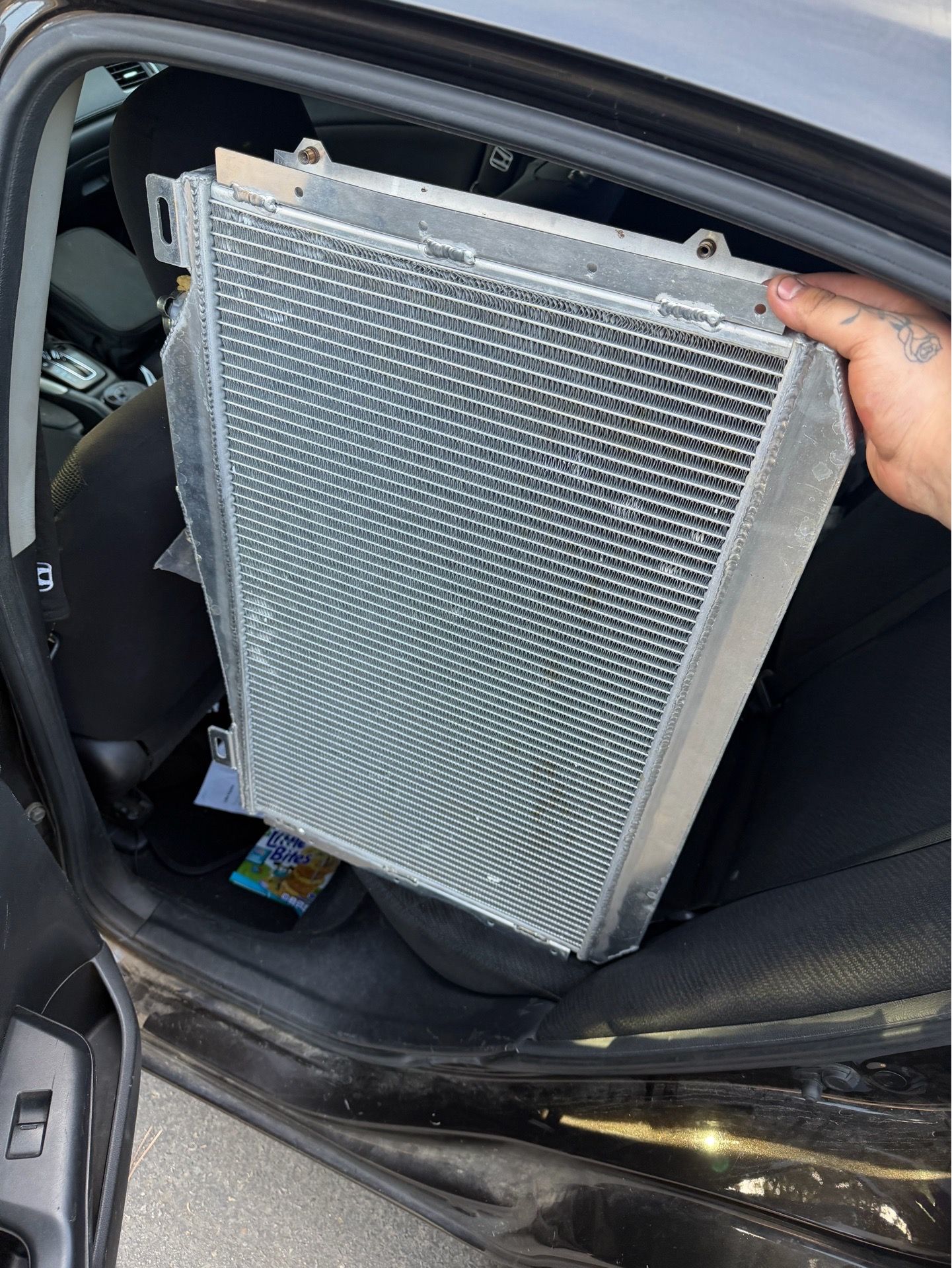 08/09 Nissan 350z Radiator
