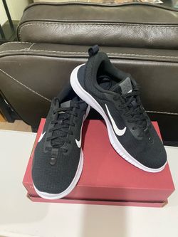 Women’s Nike Flex Experience 12, size 9. Like new.  Cash only