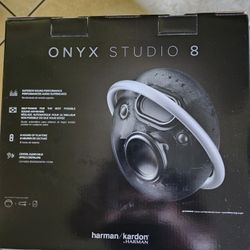 Harman Cardon Onyx 8 Speaker