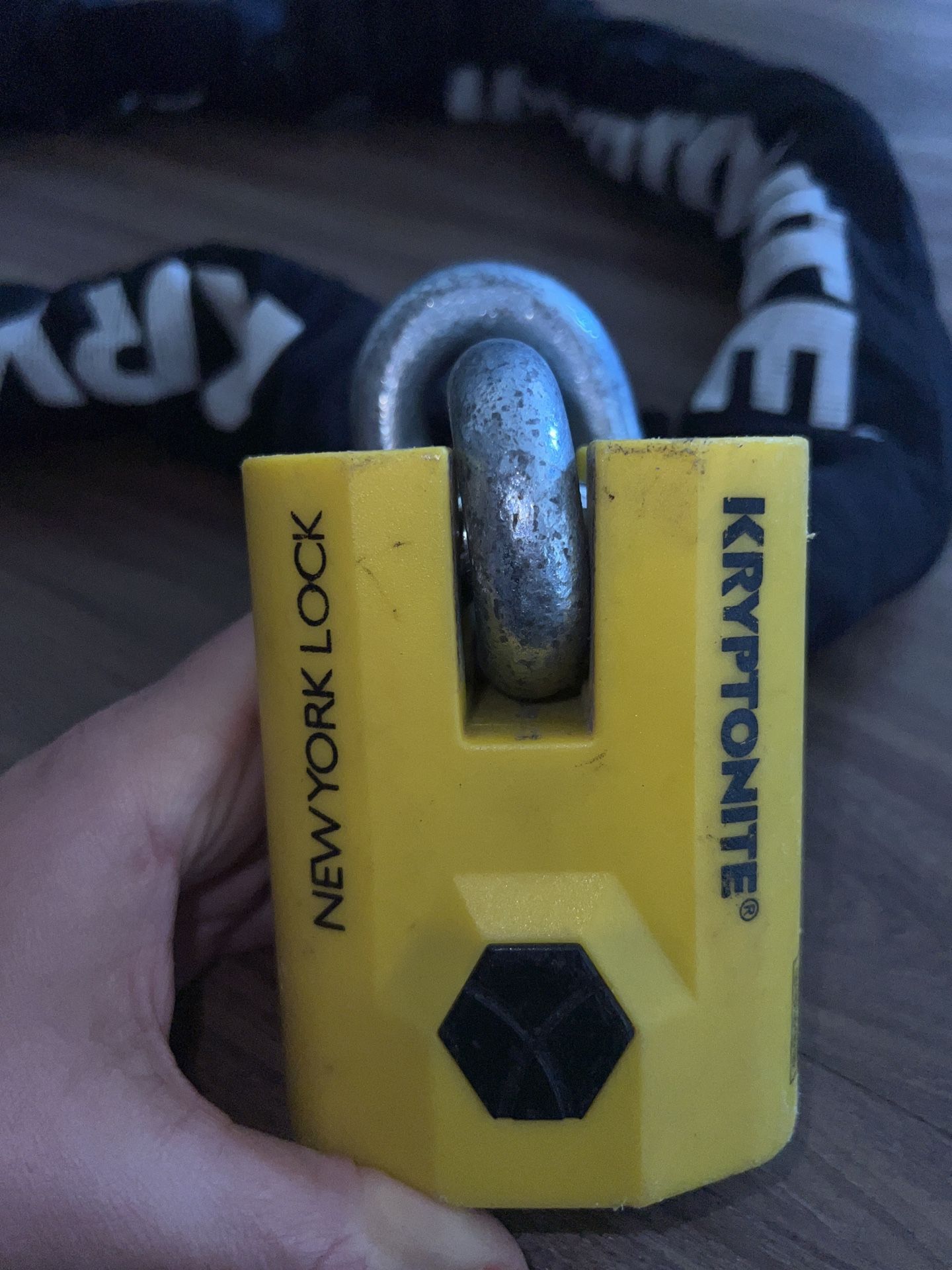 Kryptonite tied new york legend lock