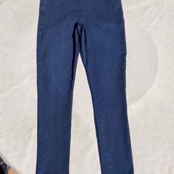 Gloria Vanderbilt Jeans - Size 6