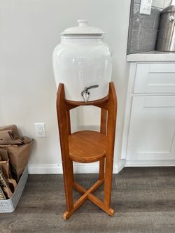 Water dispenser and stand