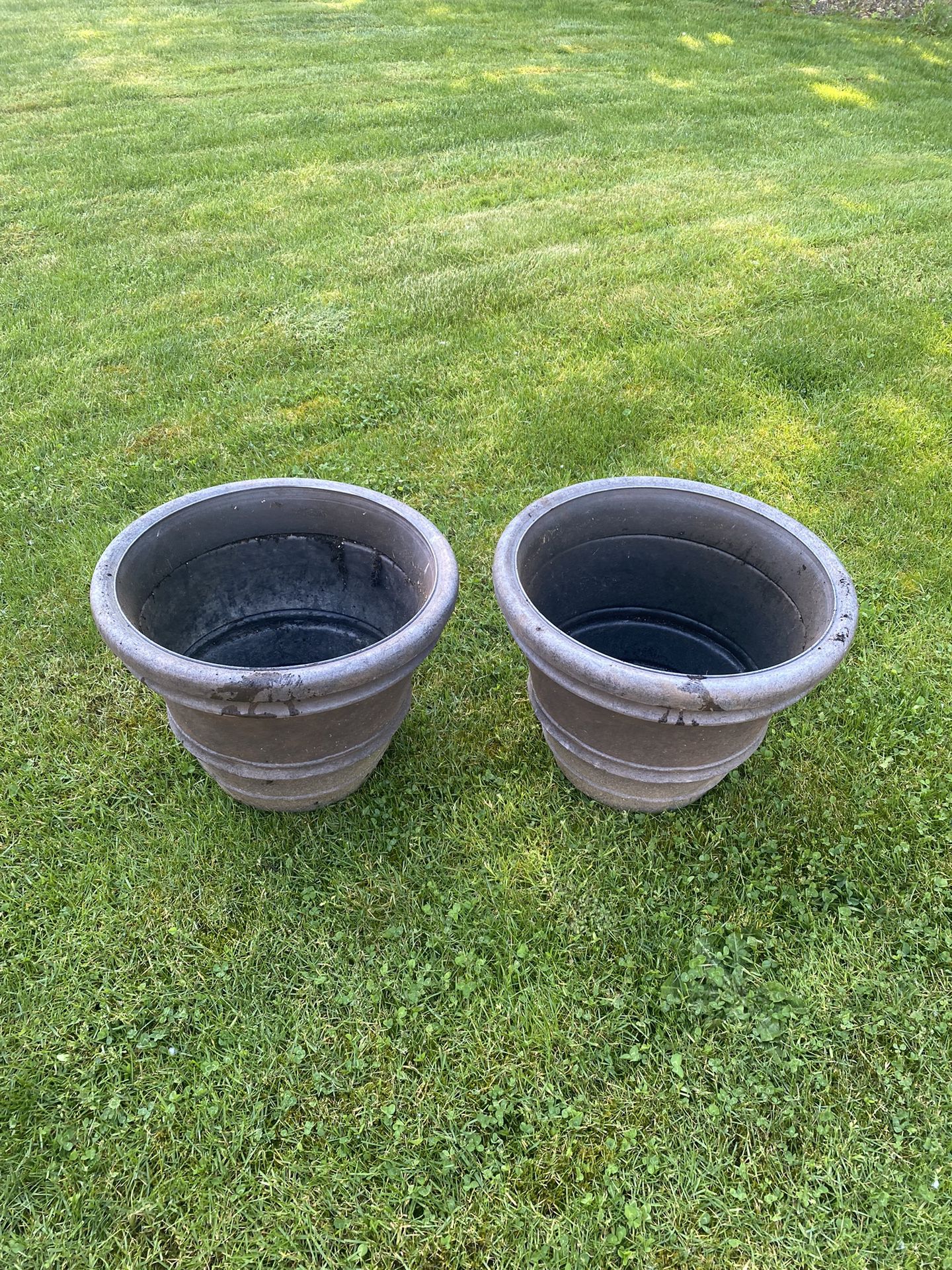 2 Large Brown Outdoor Pots