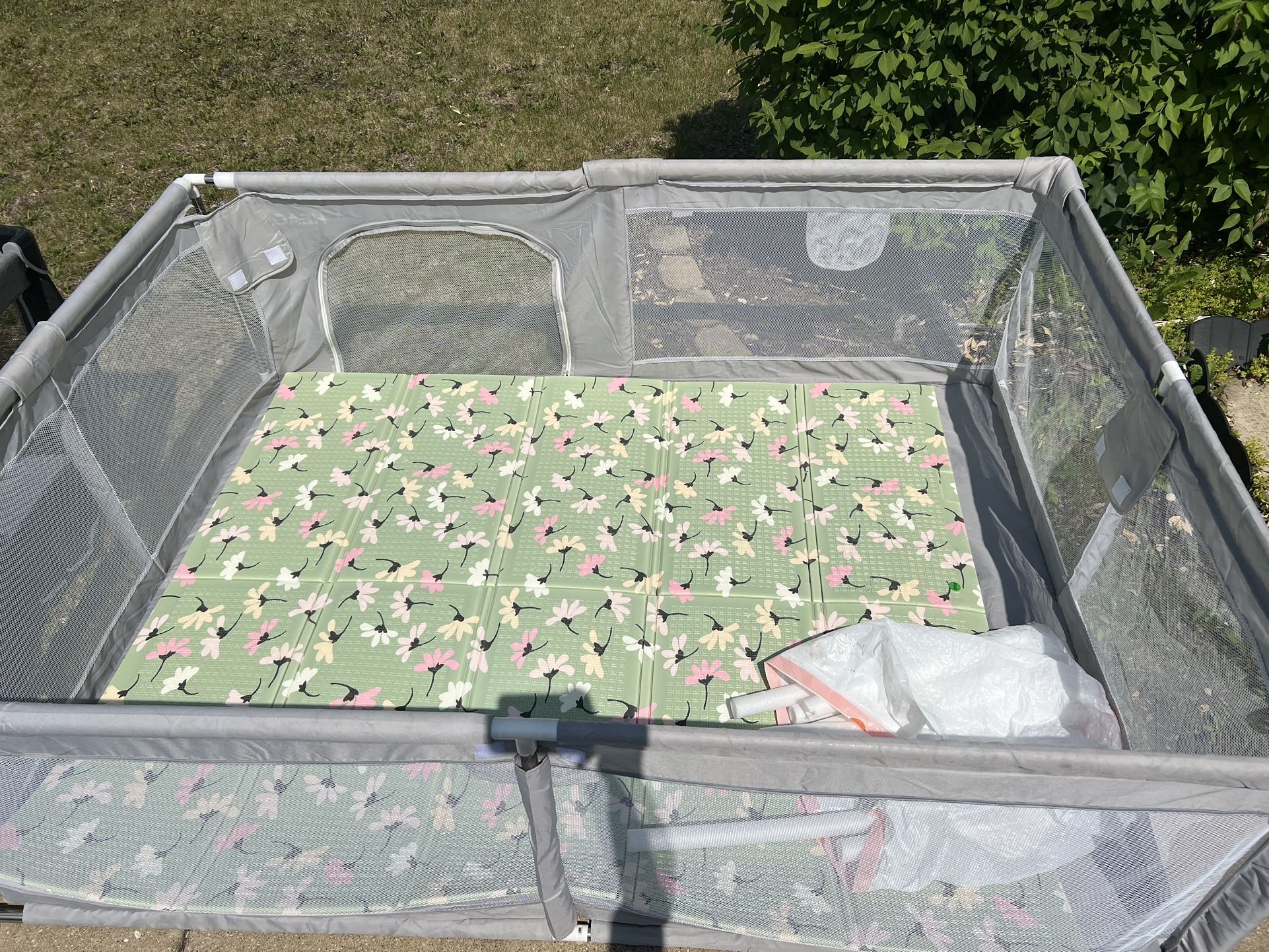 Baby Play Pen