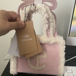 Telfar X Ugg pink Small Shopping Bag for Sale in The Bronx, NY - OfferUp