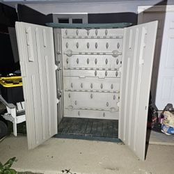 Rubbermaid Shed, Good condition, doors close nicely, not lockable, 3 shelves included