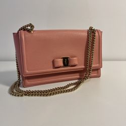 Salvatore Ferragamo Pink Leather Vara Bow Chain Shoulder Bag