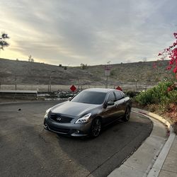 2012 Infiniti G37