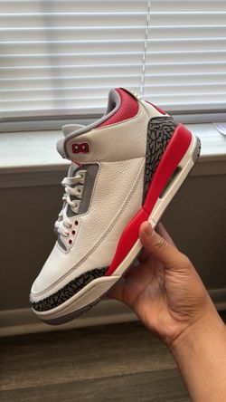 Fire red 3s Sz 10.5 read description
