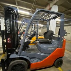 Excellent Toyota forklift for sale, cheap price 