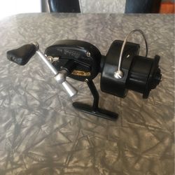 Fishing reel