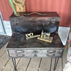 Upcycle Indusrtrial End Table