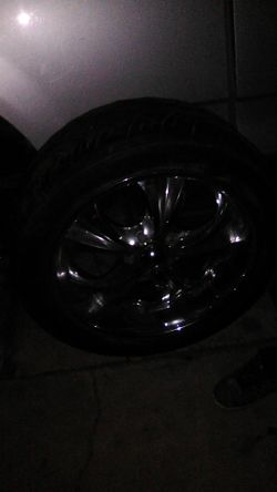 22 inch rims nitto tires