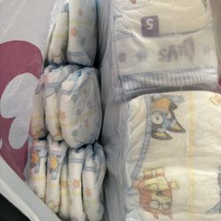 Luvs Diapers, 75 Count 