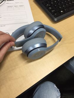 Beats solo headphones