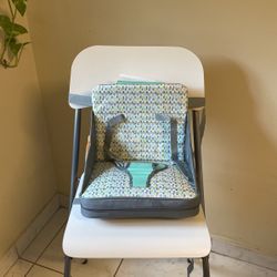 The First Years On-the-Go Booster Seat, Inflatable Travel Feeding Booster Baby Seat, Used Only Once, 