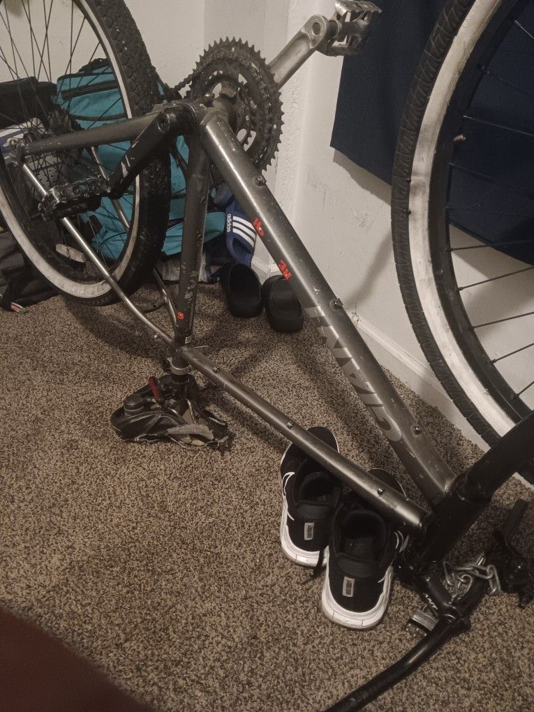 Giant Bike... 40 Obo