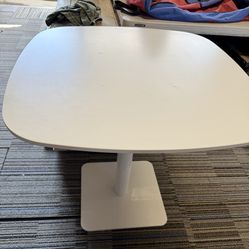 Table white used south Sacramento