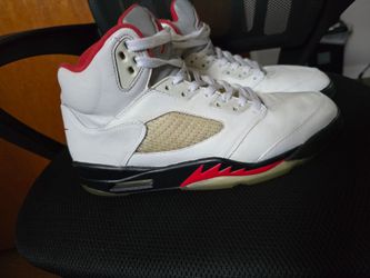 Jordan 5s red size 11
