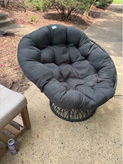 Papasan chair
