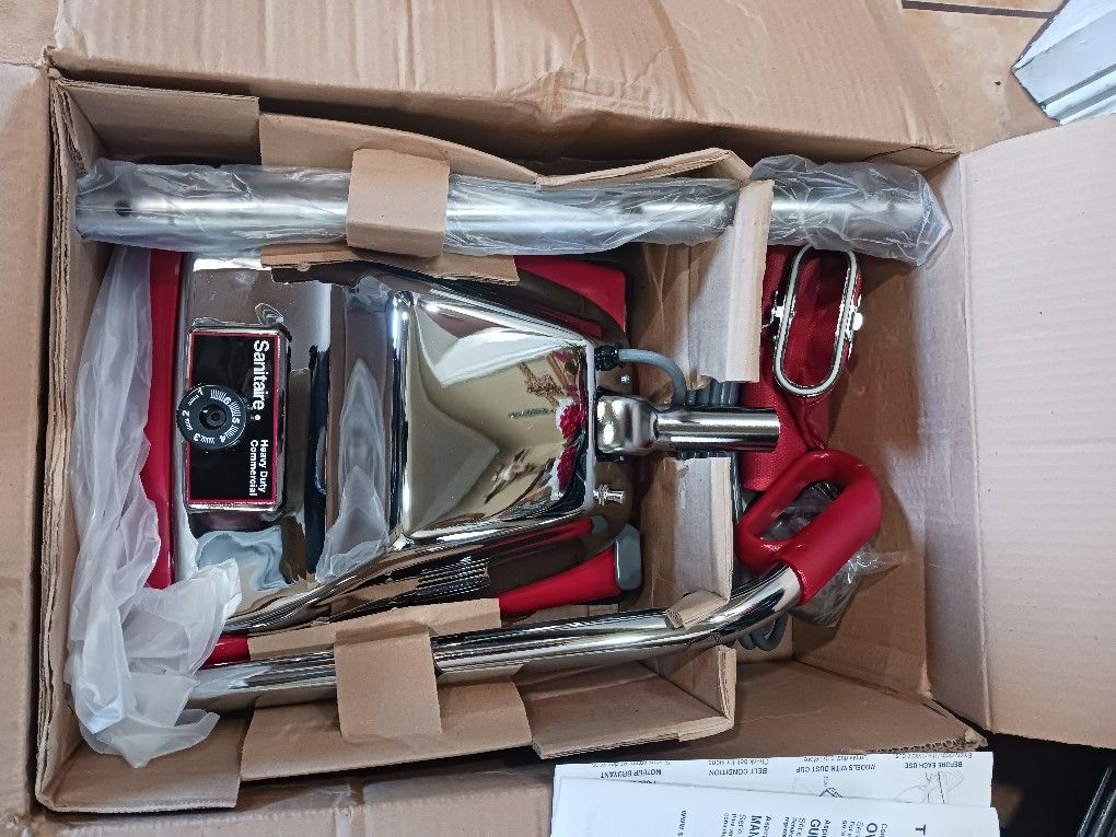 Commercial SANITAIRE Vaccum